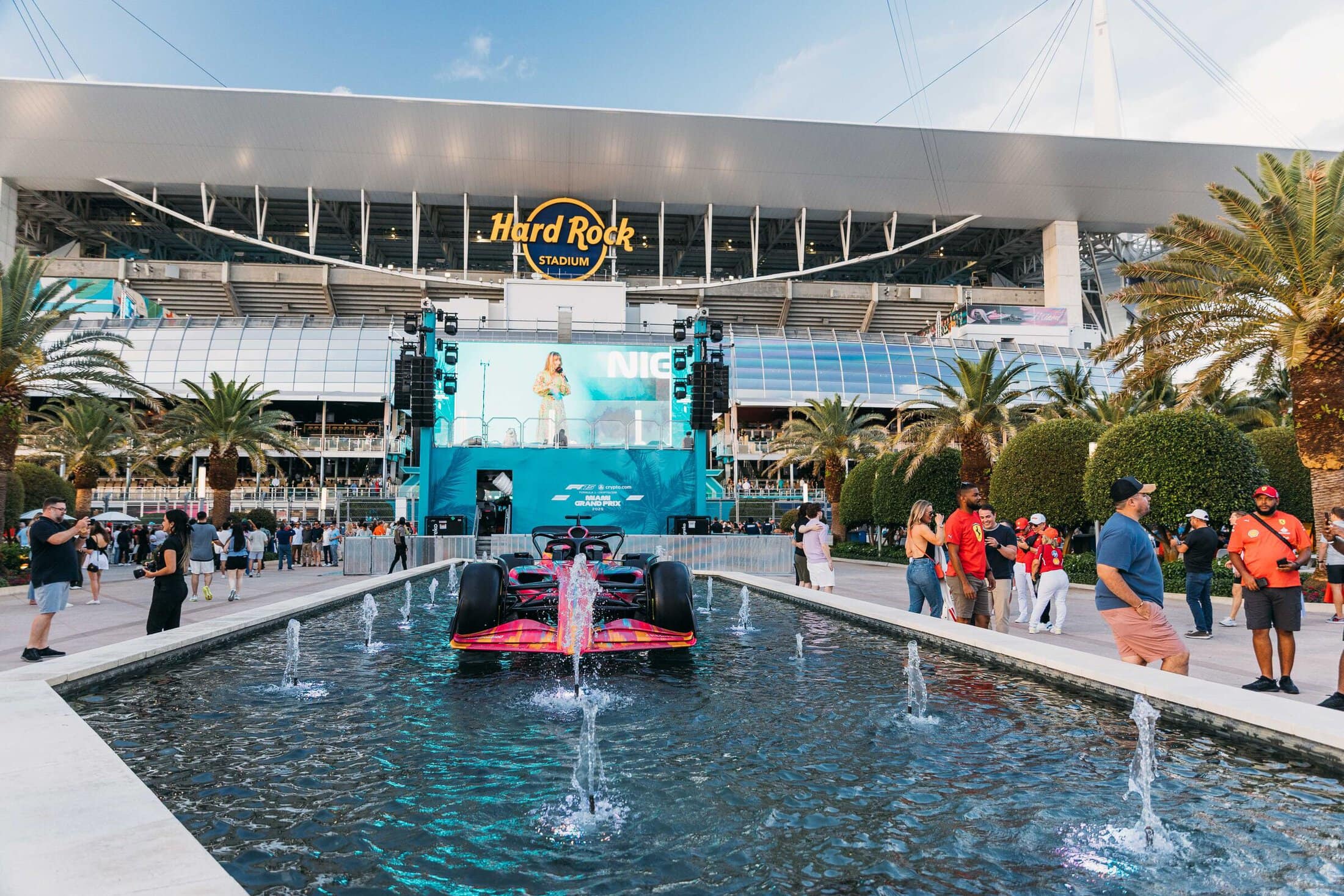 Tailor-made F1<sup>®</sup> trip including hotel </br>FORMULA 1 Miami 2026